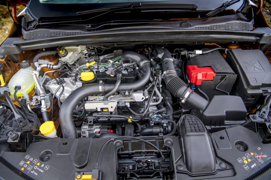  Renault Captur Iconic 2019 года  (UK) (фото 26 из 40)